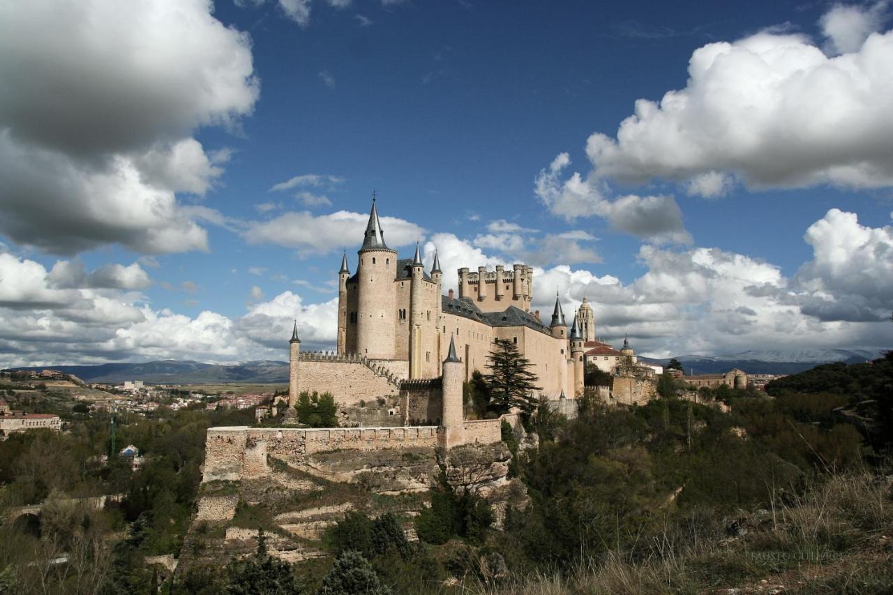 Hotel Real Segovia By Recordis Hotels ภายนอก รูปภาพ