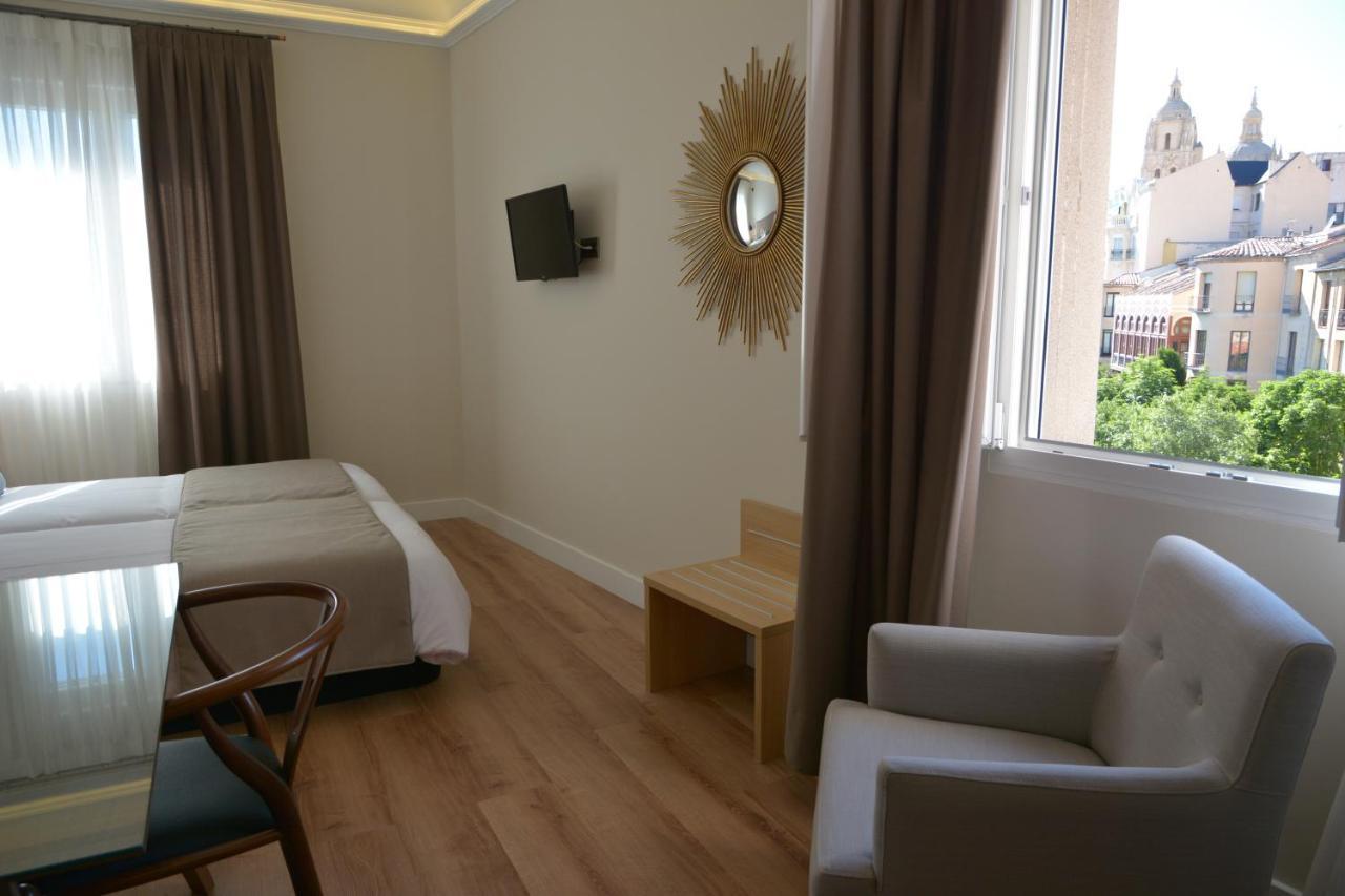 Hotel Real Segovia By Recordis Hotels ภายนอก รูปภาพ