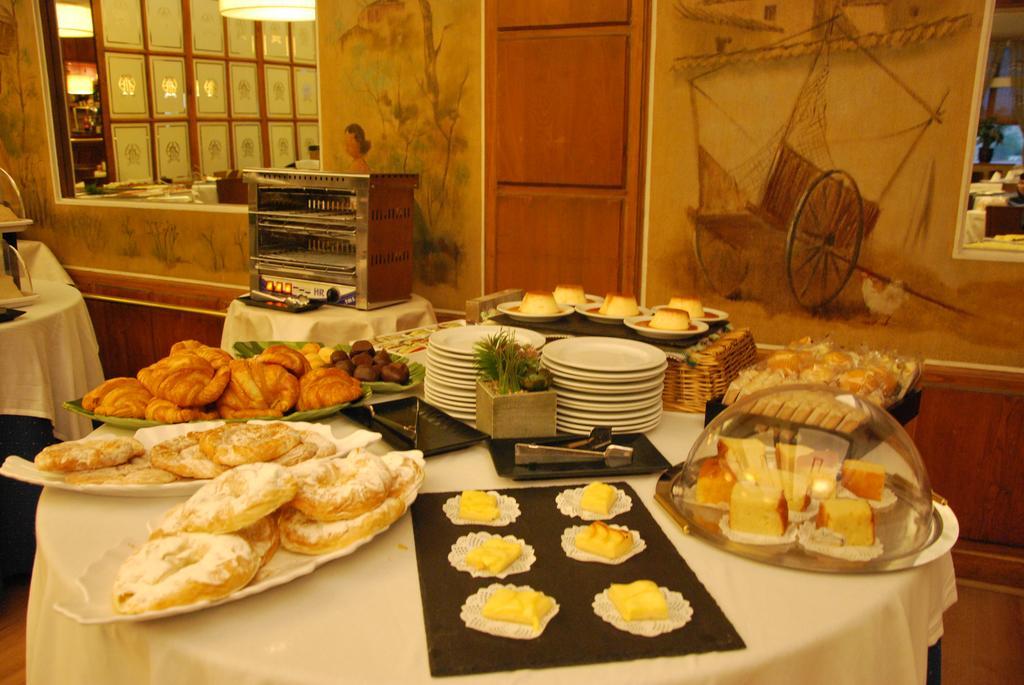 Hotel Real Segovia By Recordis Hotels ภายนอก รูปภาพ