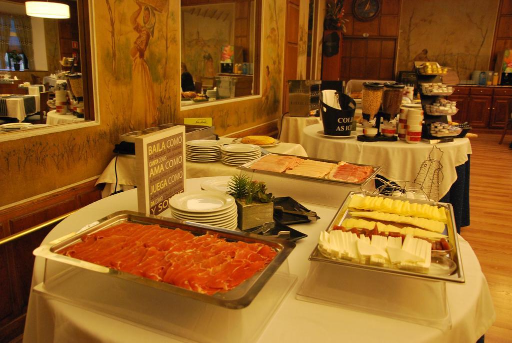 Hotel Real Segovia By Recordis Hotels ภายนอก รูปภาพ