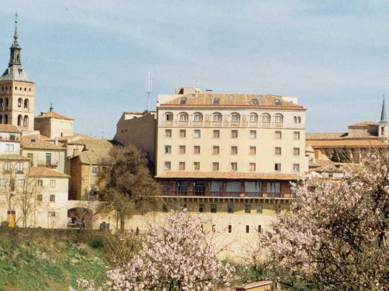 Hotel Real Segovia By Recordis Hotels ภายนอก รูปภาพ